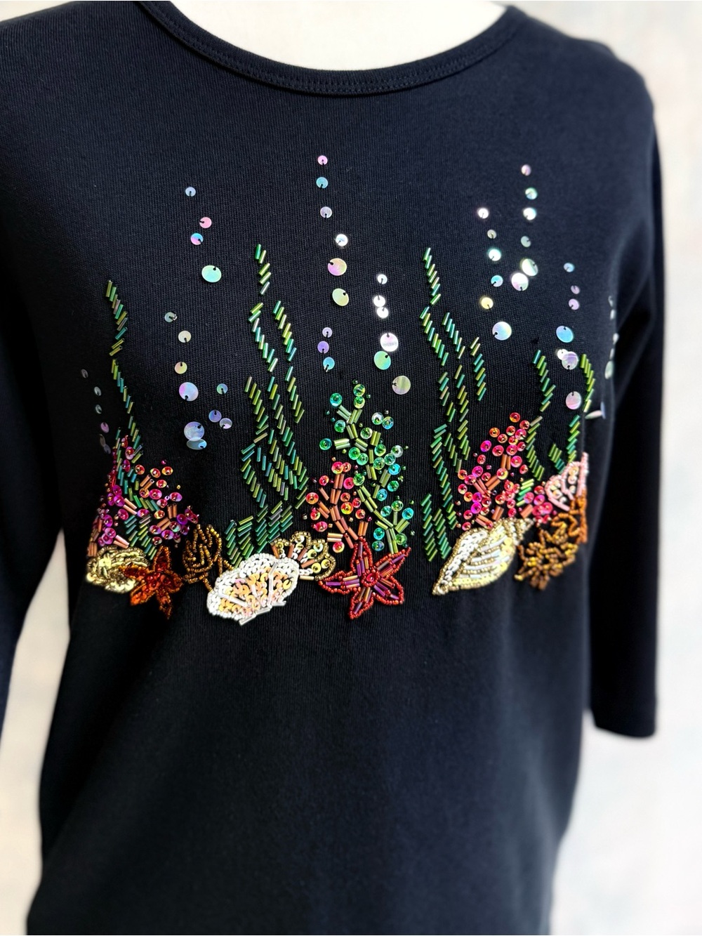 Quacker Factory Black 3/4 Sleeve Top w Gorgeous Beaded & Sequin Seascape